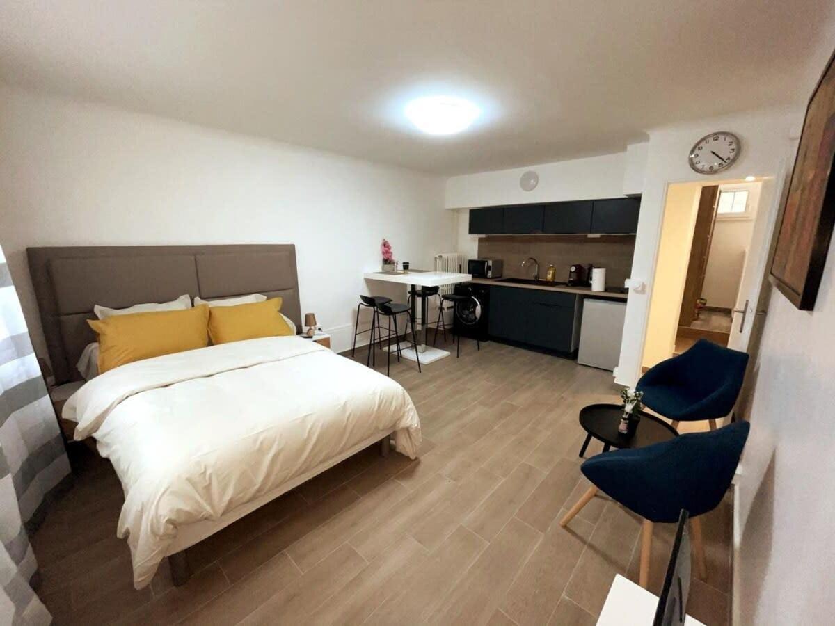 Sejour A Melun Appart'Hotel De La Mediatheque Екстер'єр фото
